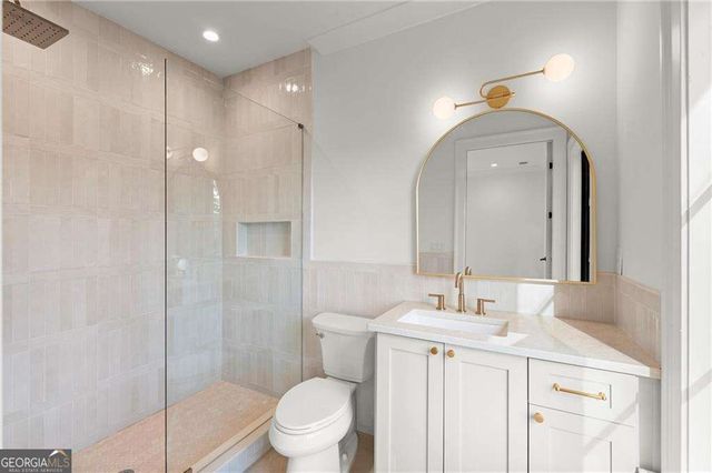 2497 Skyland Trail NE, Brookhaven, GA 30319