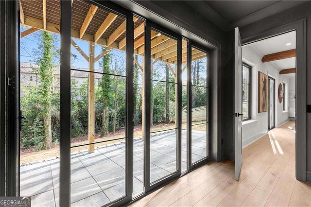 2497 Skyland Trail NE, Brookhaven, GA 30319