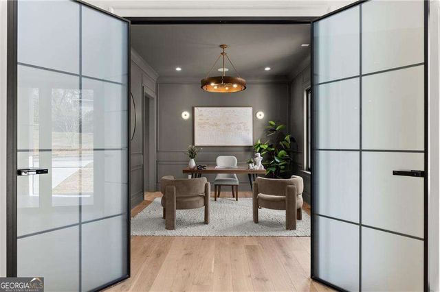 2497 Skyland Trail NE, Brookhaven, GA 30319