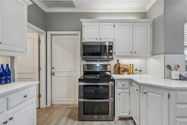 2143 NW 12th Avenue, Norman, OK 73072