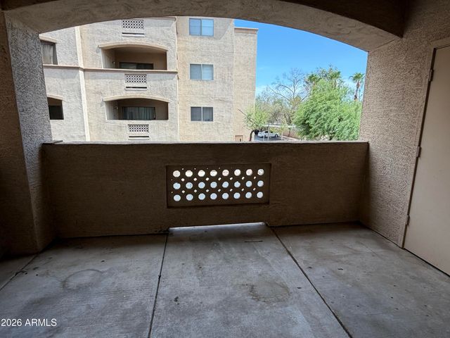 920 E DEVONSHIRE Avenue 2011, Phoenix, AZ 85014
