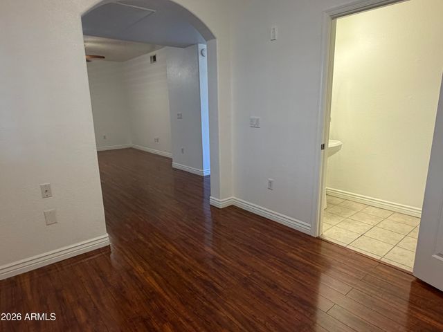 920 E DEVONSHIRE Avenue 2011, Phoenix, AZ 85014