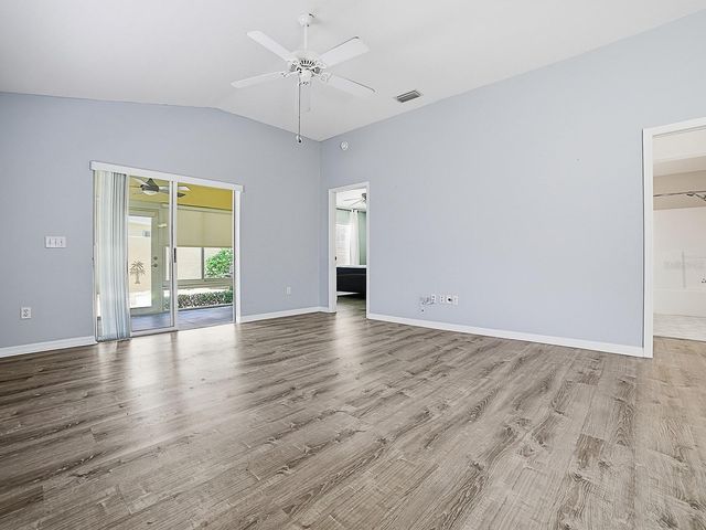 872 WINCHESTER COURT, The Villages, FL 32162