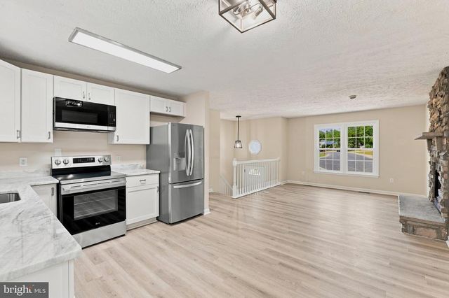 10921 PEACH TREE DR, Fredericksburg, VA 22407