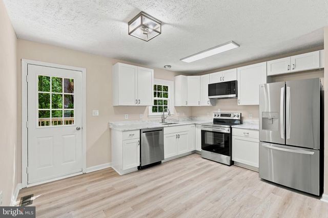 10921 PEACH TREE DR, Fredericksburg, VA 22407