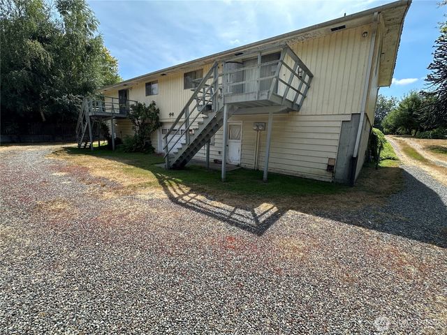 12325 VALLEY AVE E, Sumner, WA 98390