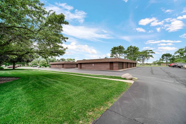 1030 S Fernandez Avenue S 4-M, Arlington Heights, IL 60005