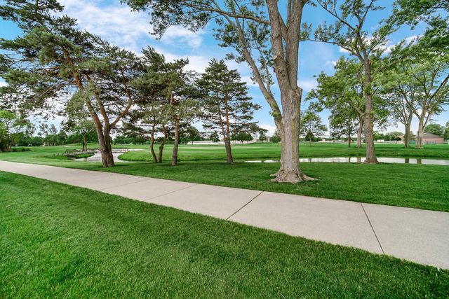 1030 S Fernandez Avenue S 4-M, Arlington Heights, IL 60005