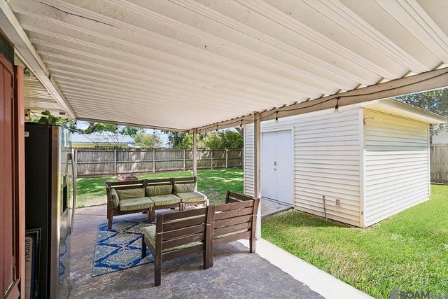 245 S Carrollton Ave, Baton Rouge, LA 70806