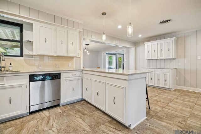 245 S Carrollton Ave, Baton Rouge, LA 70806