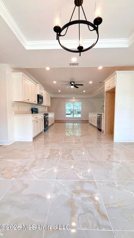 2723 Briarwood Circle, Moss Point, MS 39563