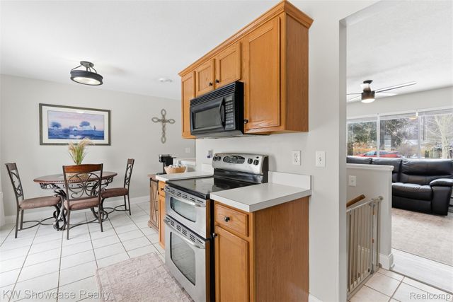 214 Willow Lane, Linden, MI 48451