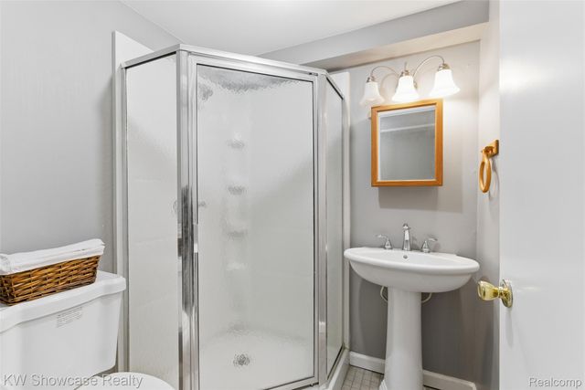 214 Willow Lane, Linden, MI 48451