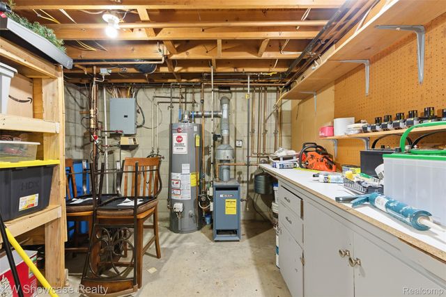 214 Willow Lane, Linden, MI 48451