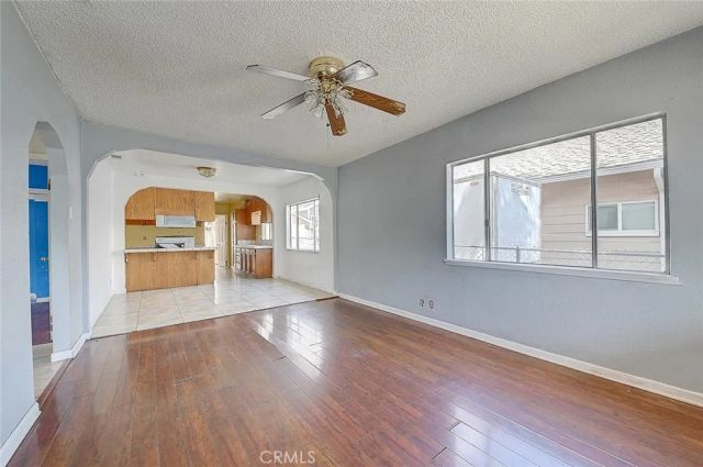351 West Street, Upland, CA 91786