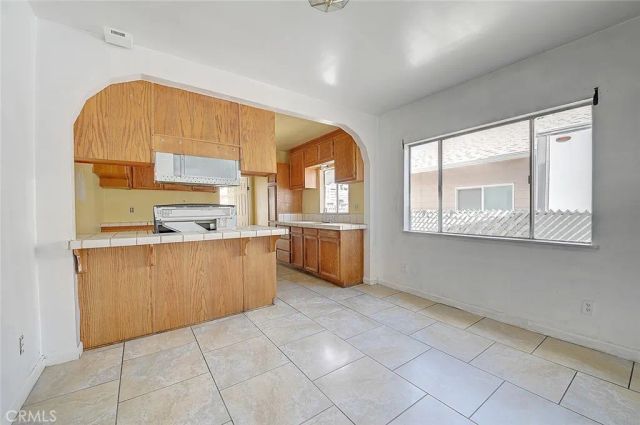 351 West Street, Upland, CA 91786
