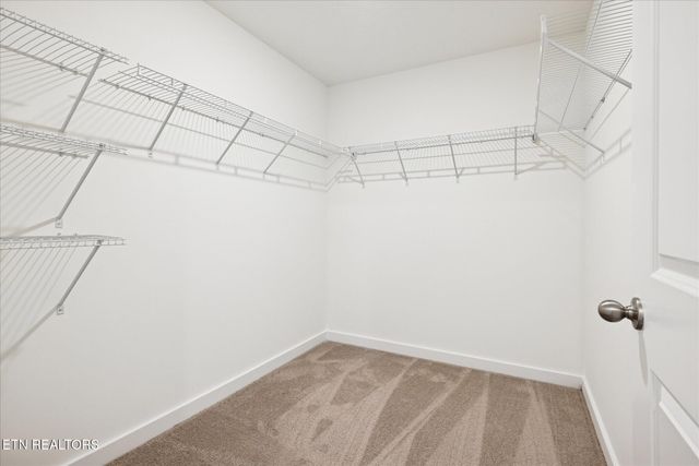 187 N Rolling Meadows Drive, Harriman, TN 37748