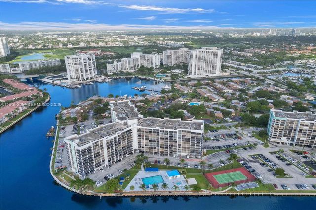 200 Leslie Dr 918, Hallandale Beach, FL 33009