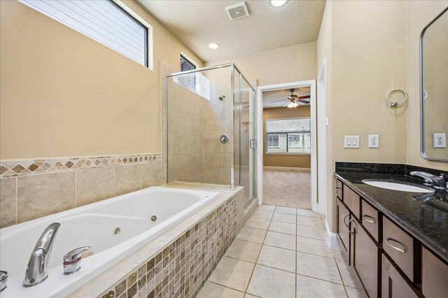 405 Jackson Hill Street, Houston, TX 77007
