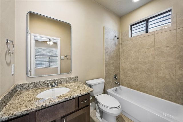 405 Jackson Hill Street, Houston, TX 77007