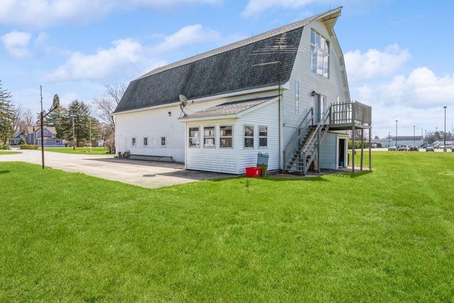 403 N Main Street, Kouts, IN 46347