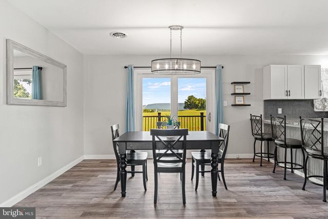 236 RIDGE HILL, Mechanicsburg, PA 17050
