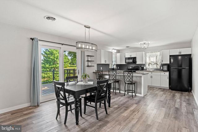 236 RIDGE HILL, Mechanicsburg, PA 17050