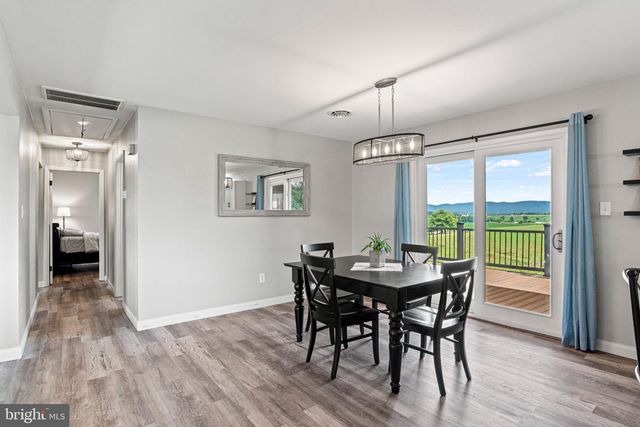 236 RIDGE HILL, Mechanicsburg, PA 17050