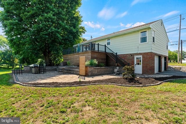 236 RIDGE HILL, Mechanicsburg, PA 17050