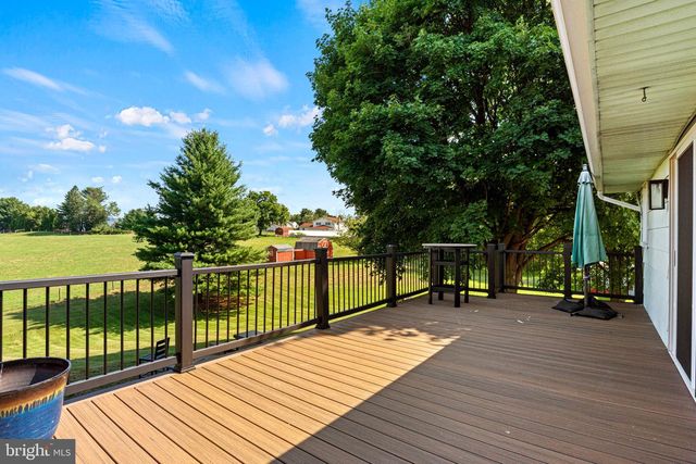 236 RIDGE HILL, Mechanicsburg, PA 17050