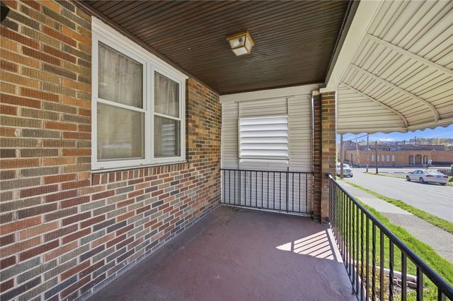 456 3rd St, Clairton, PA 15025