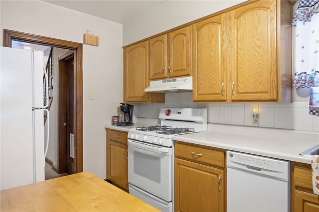 456 3rd St, Clairton, PA 15025