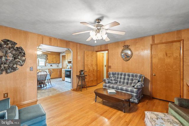 263 MCKINLEY AVE, Hanover, PA 17331