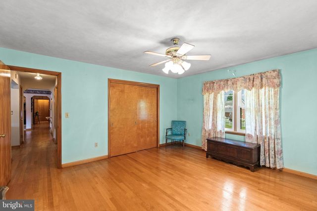 263 MCKINLEY AVE, Hanover, PA 17331