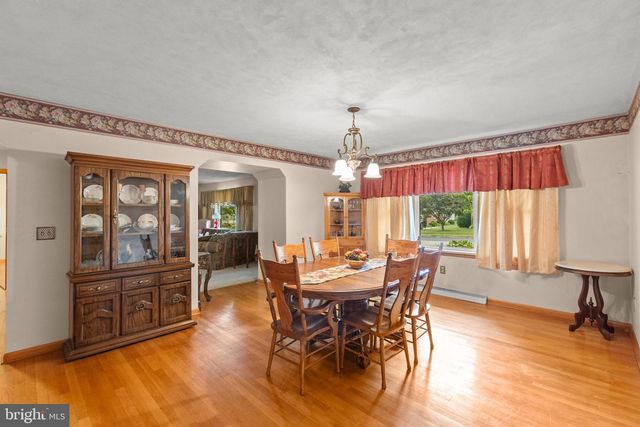 263 MCKINLEY AVE, Hanover, PA 17331