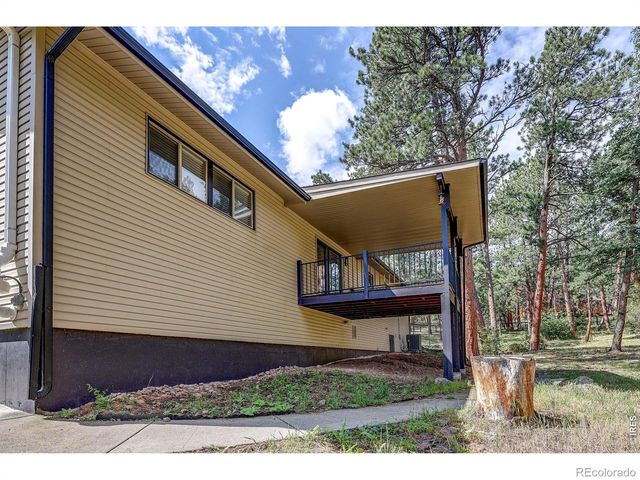 166 Cherokee Road, Lyons, CO 80540