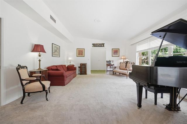 6605 NW 16TH PLACE, Gainesville, FL 32605