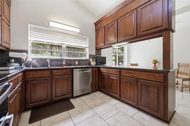 6605 NW 16TH PLACE, Gainesville, FL 32605