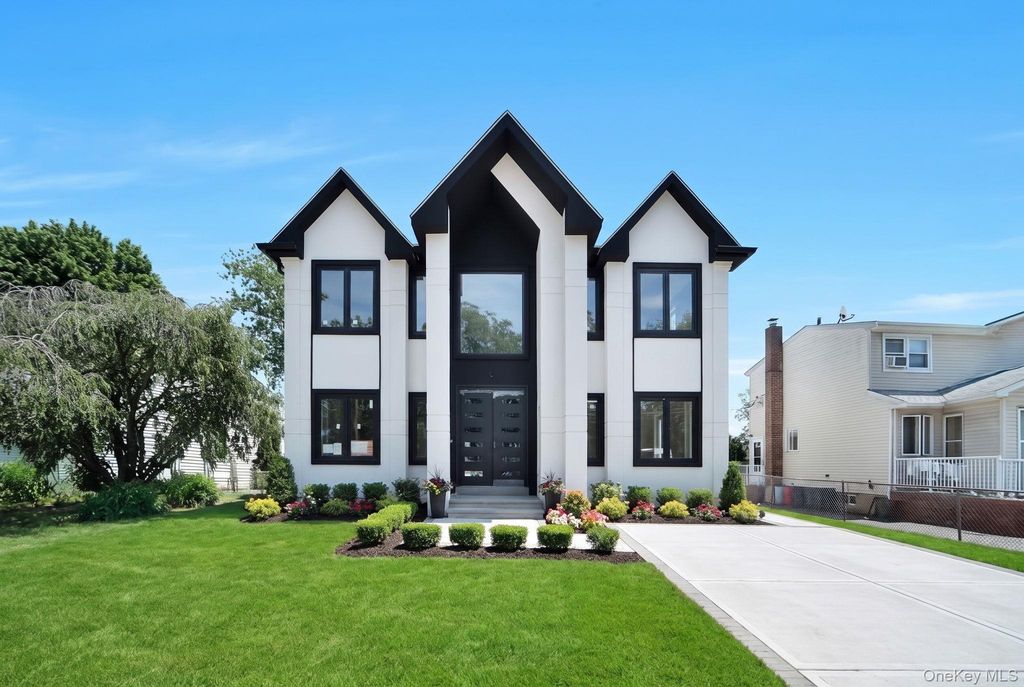 748 Carman Avenue, Westbury, NY 11590