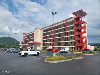 210 Raceday Center Drive, 1505, Bristol, TN 37620