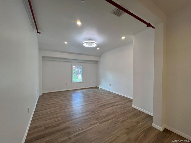 7 1st Street A-2, Warwick, NY 10990