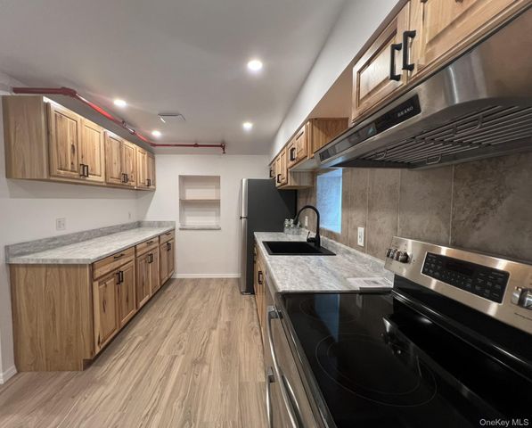 7 1st Street A-2, Warwick, NY 10990