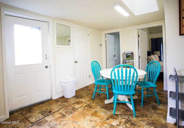 10 Newark Street, Saratoga Springs, NY 12866