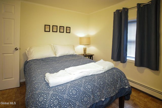 10 Newark Street, Saratoga Springs, NY 12866