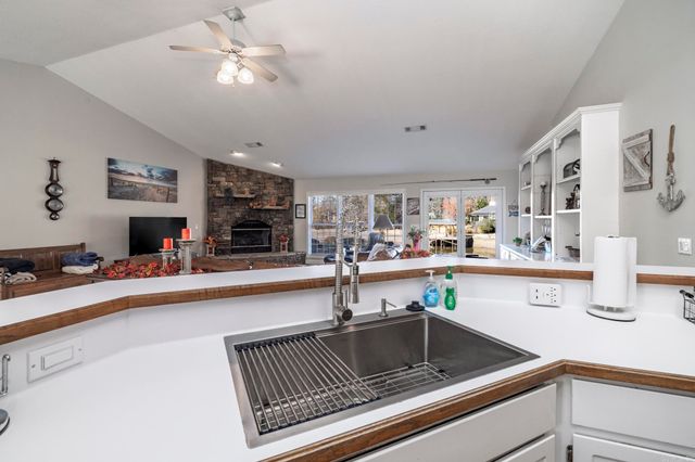 14 Excelso Lane, Hot Springs Village, AR 71909