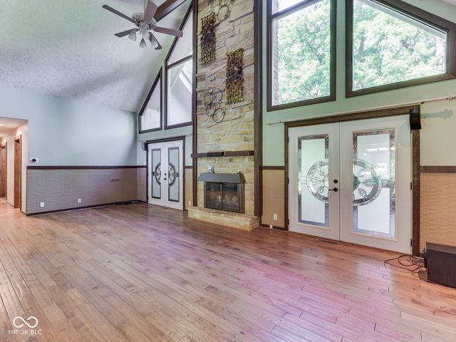 6796 Travis Place, Greenwood, IN 46143