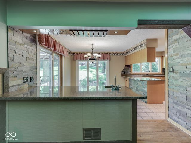 6796 Travis Place, Greenwood, IN 46143