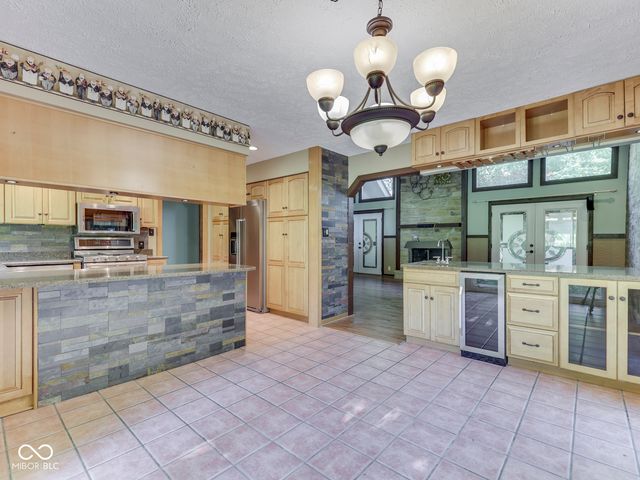 6796 Travis Place, Greenwood, IN 46143