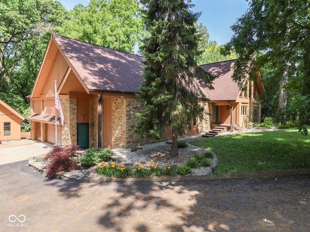 6796 Travis Place, Greenwood, IN 46143