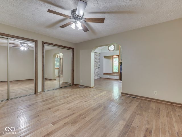 6796 Travis Place, Greenwood, IN 46143